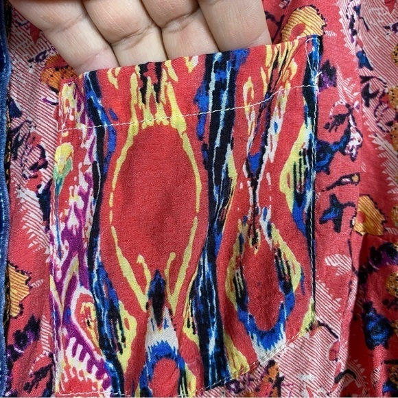 Soft Surrounding Brynn Button Tunic Shirt Floral Paisley Silk Velvet Trim - Picture 6 of 10